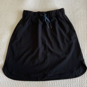 Lululemon On the Fly Backskirt 21”